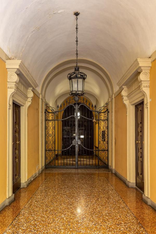 Casa Ambrosini Apartments By Wonderful Italy Болонья Экстерьер фото