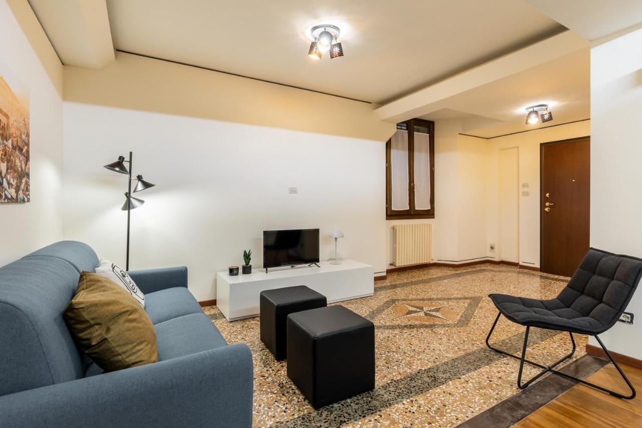 Casa Ambrosini Apartments By Wonderful Italy Болонья Экстерьер фото